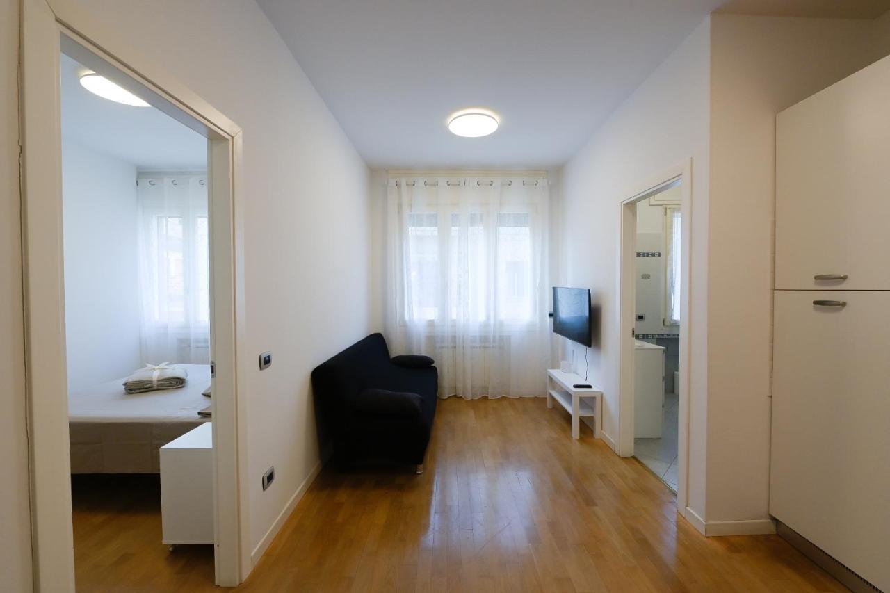 Appartamento Tuliphouse Da Davide Bologna Esterno foto