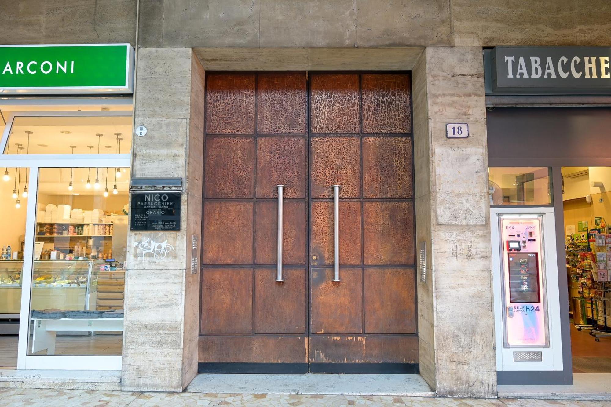 Appartamento Tuliphouse Da Davide Bologna Esterno foto